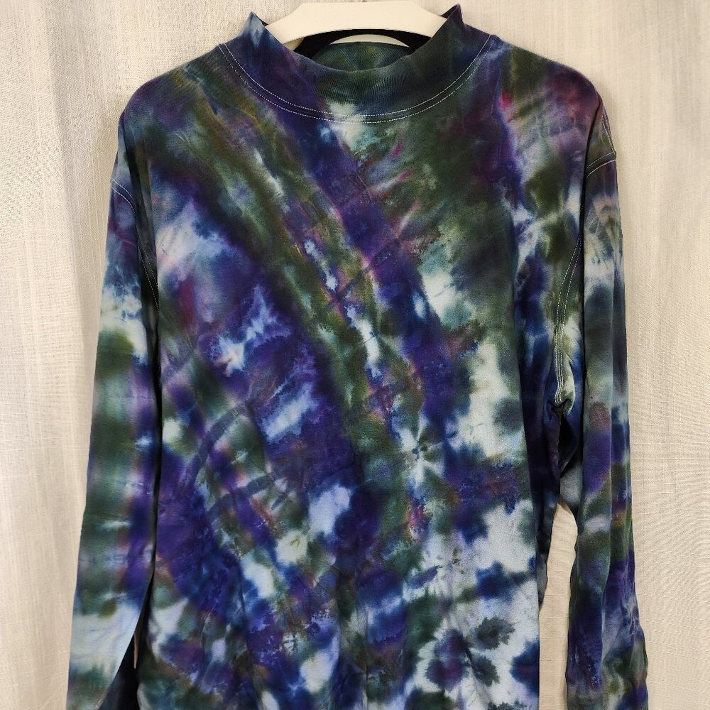 Oregon Rain tie-dyed long sleeve mock neck pullover, size Large-Tall
